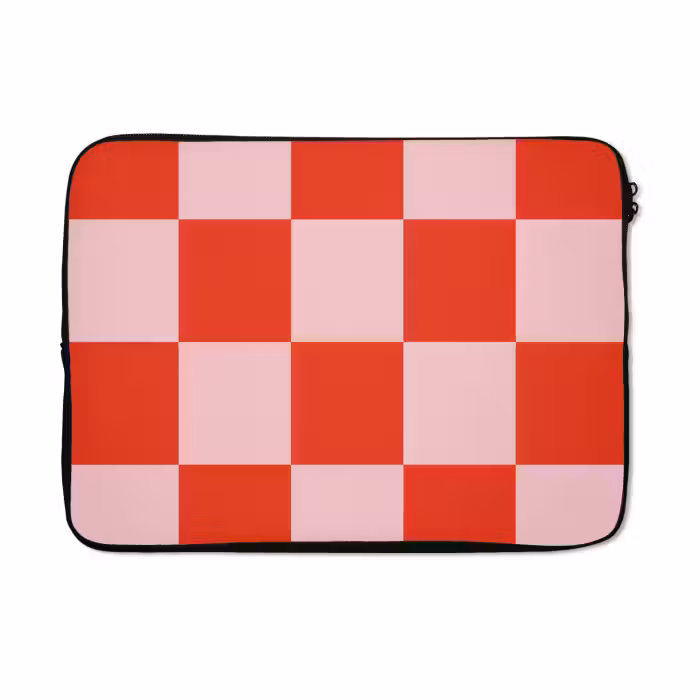 Laptophoes - Schaakbord patroon - Rood - Roze - Blokjes