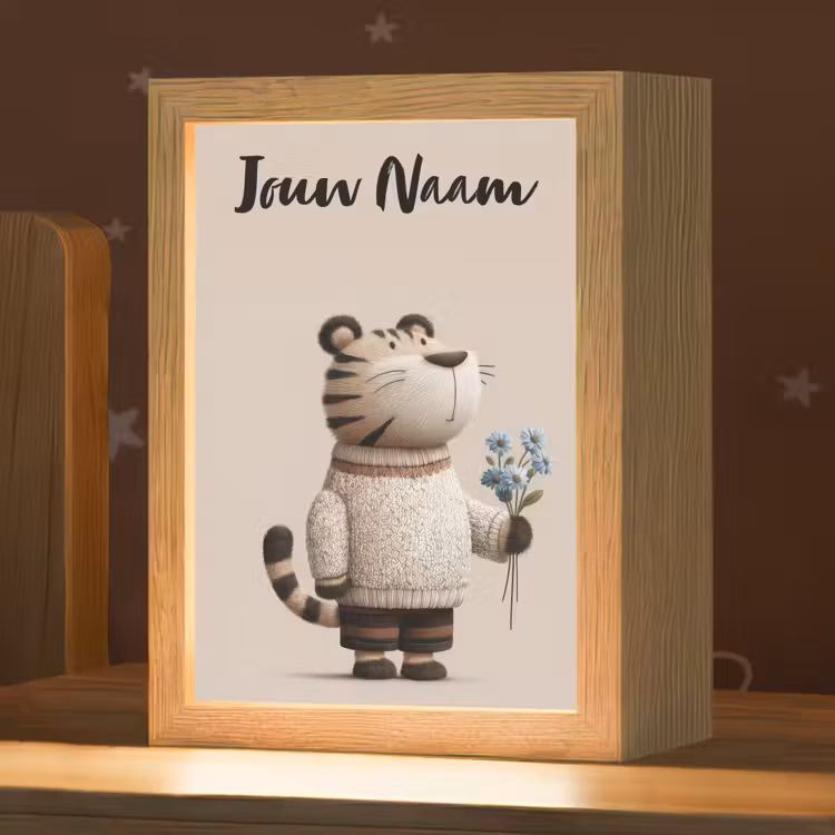 Nachtlampje met naam - Tijger - Blauwe bloemen - Rustig — 1