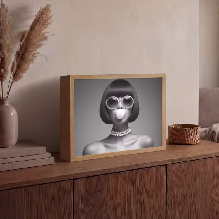 Lightbox - Wandlamp - Vrouw - Zwart Wit - Ketting - Zonnebril — 4