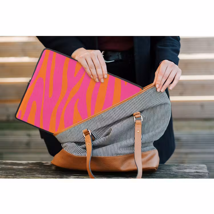 Laptophoes - Zebraprint - Roze - Oranje - Dierenprint — 4