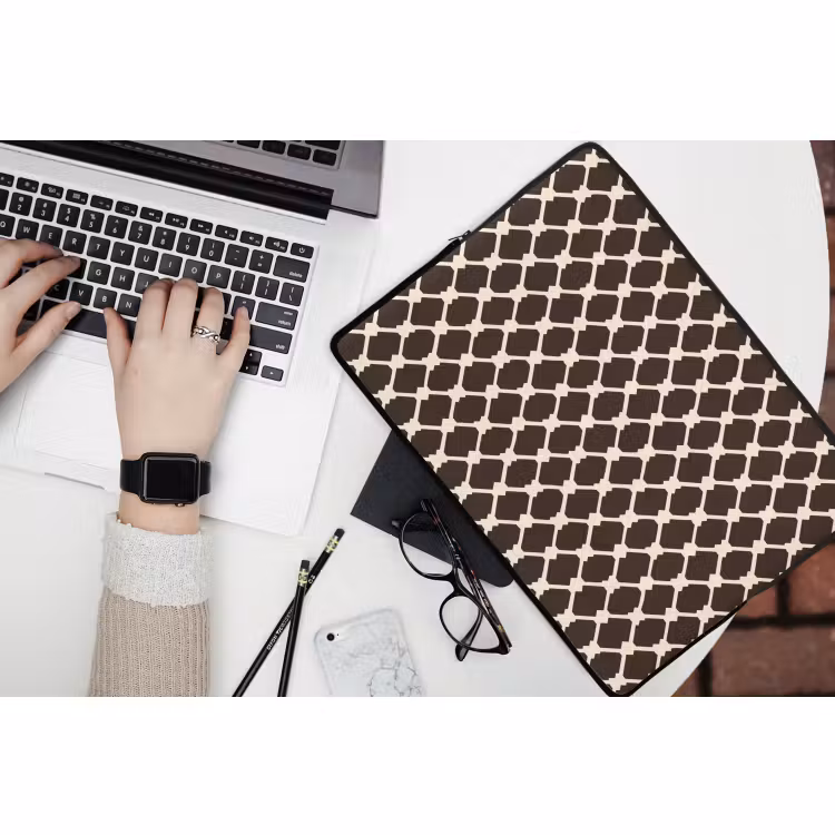 Laptophoes - Bruin - Ruitpatroon - Geometrisch — 3