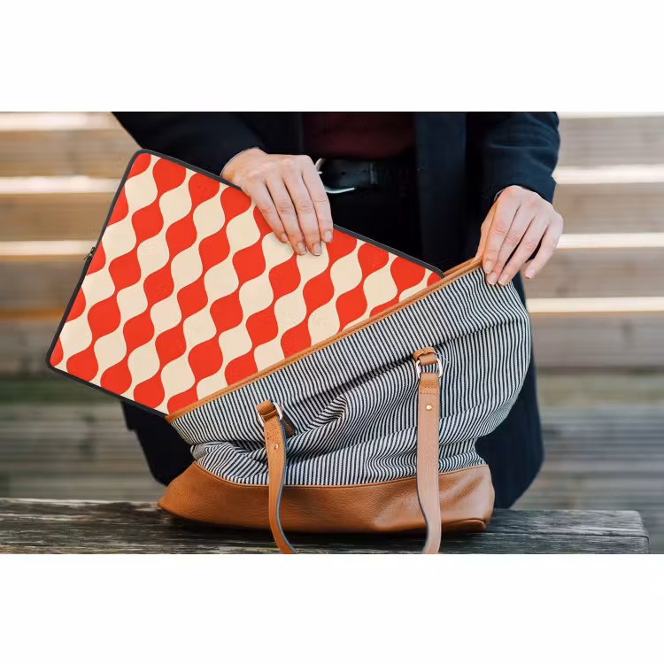 Laptophoes - Golvend patroon - Retro - Rood - Beige — 4