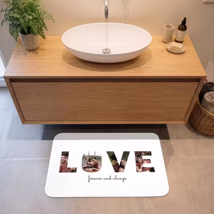 Badmat - Love - Lettercollage — 2