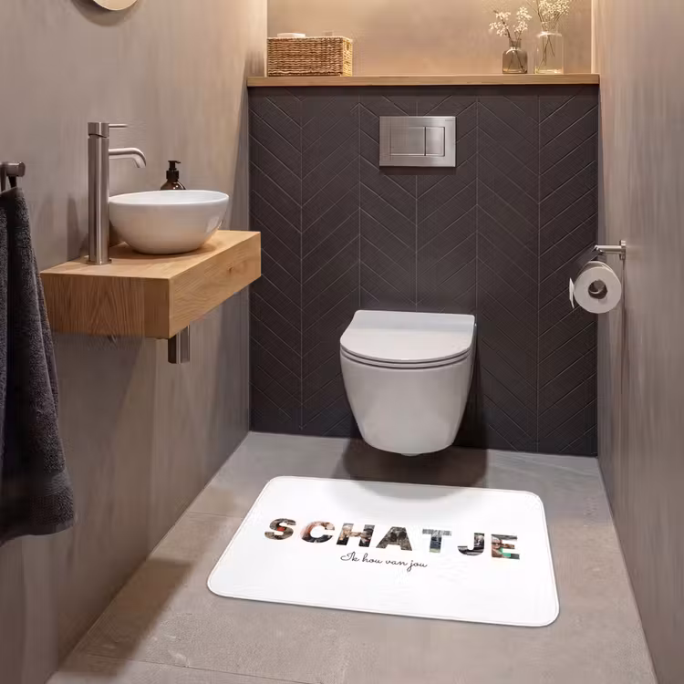 Gepersonaliseerde WC Mat - Schatje - Lettercollage — 2