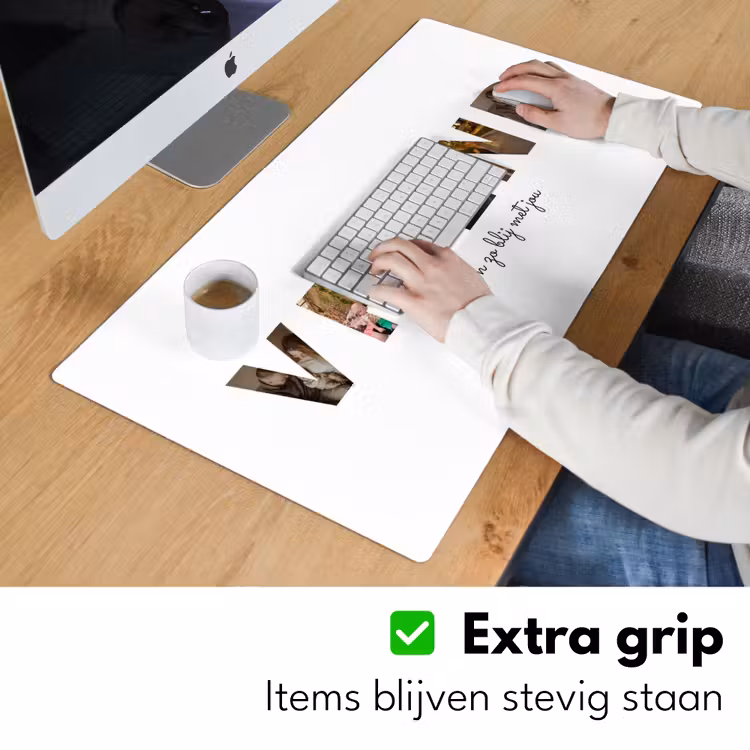 Gepersonaliseerde bureau onderlegger - Vriend - Lettercollage — 6