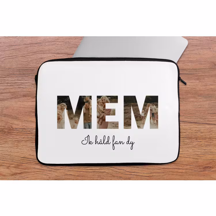 Gepersonaliseerde laptophoes - Mem - Lettercollage — 2