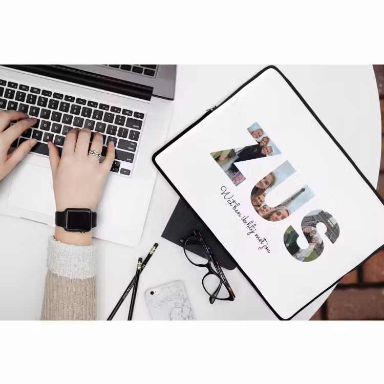 Gepersonaliseerde laptophoes - Zus - Lettercollage — 3